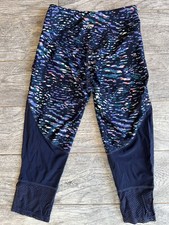 Marika Activewear Capri Leggings Crop Pants Small Vented Navy Blue Athletic