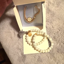 Amelia Rue Cora Bracelet Set 4 pc layering beaded & gold tone w/ charm New