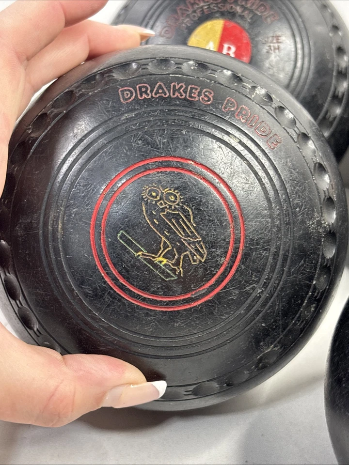 Drakes Pride Professional Black Lawn Bowls Size 3H L6 4400 - image 3 of 3