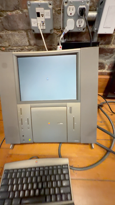 Apple Macintosh 20周年記念 スパルタカス TAM 20th Apple 20th Anniversary Macintosh Computer (TAM) - Limited Edition