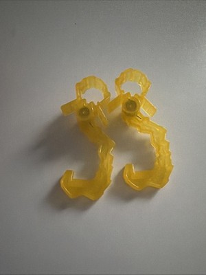 Paw Patrol Mighty Lookout Tower Replacement Part Zipline Clip Yellow Hook x2