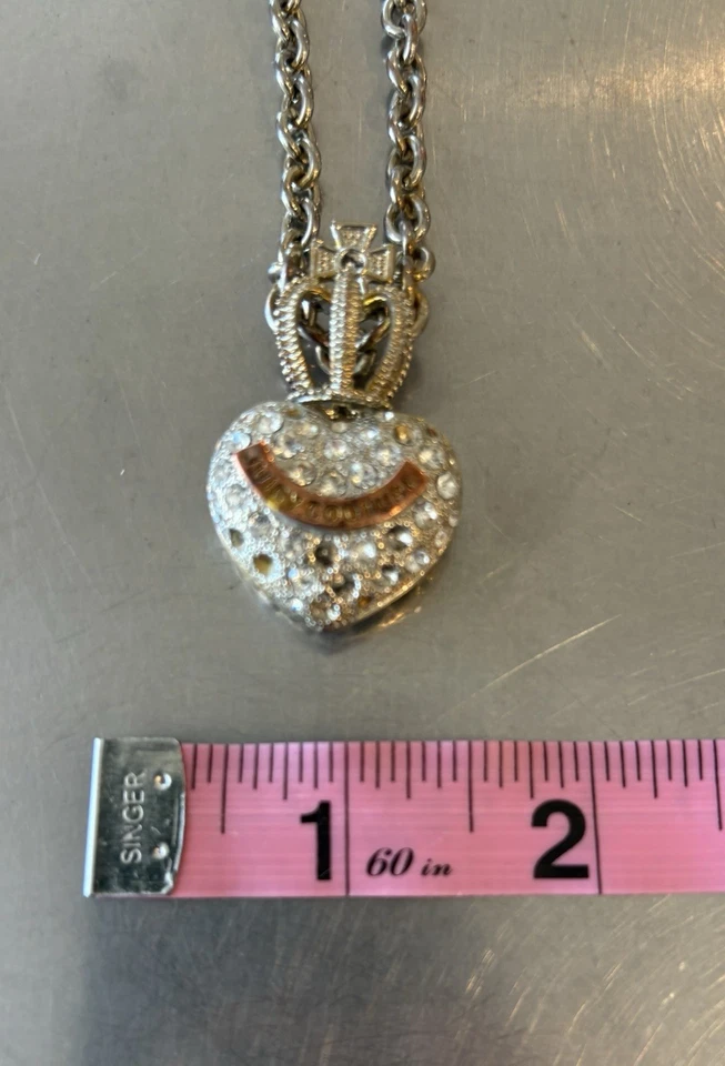 Colar JUICY COUTURE prata pavê coração inchado com coroa alternada (embrulhado para presente) - Imagem 3 de 4