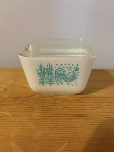 Pyrex Amish Butter Print With Lid Dish Vintage USA 501 B Turquoise 1 1/2 Cup