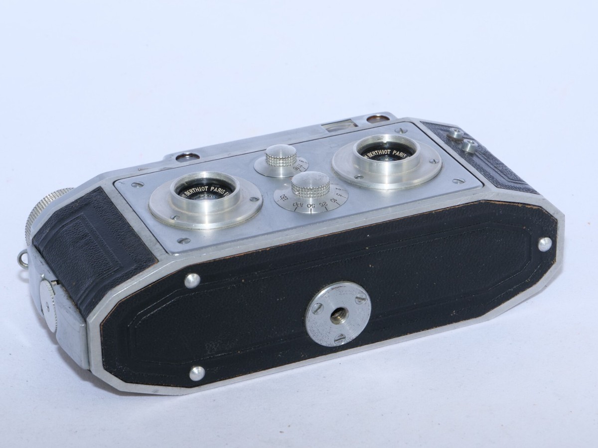 Verascope ステレオカメラ ヴェラスコープ F40 ヴィンテージ Verascope F40 stereoscopic camera for standard perforated 35mm