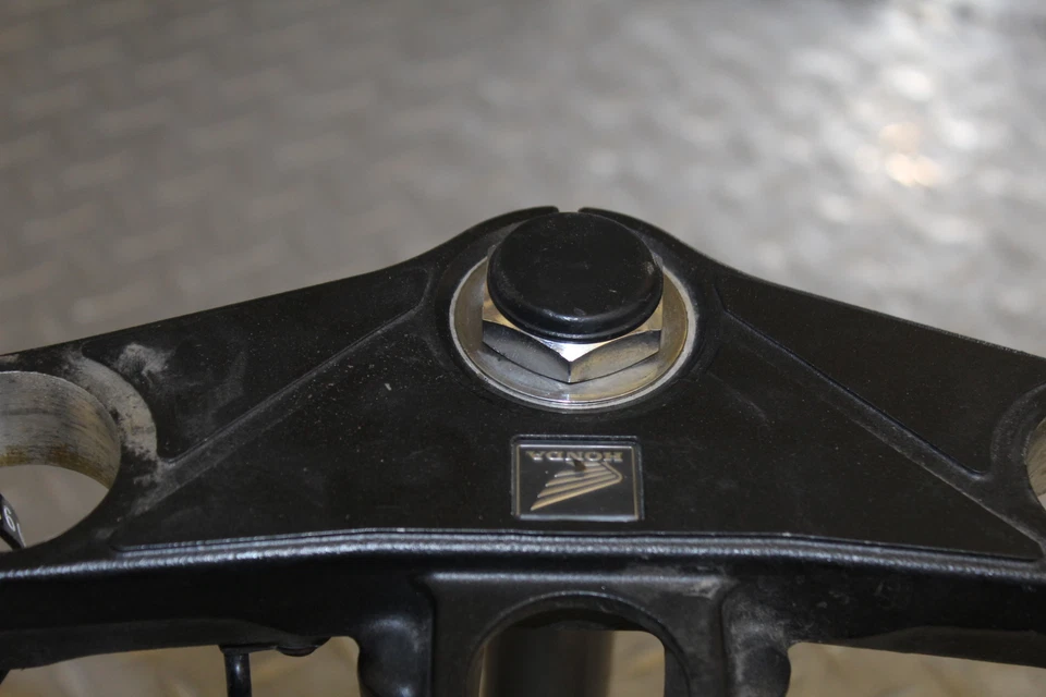 Honda CBR250R 2012 horquilla delantera abrazadera triple árbol vástago Foto 4 de 4