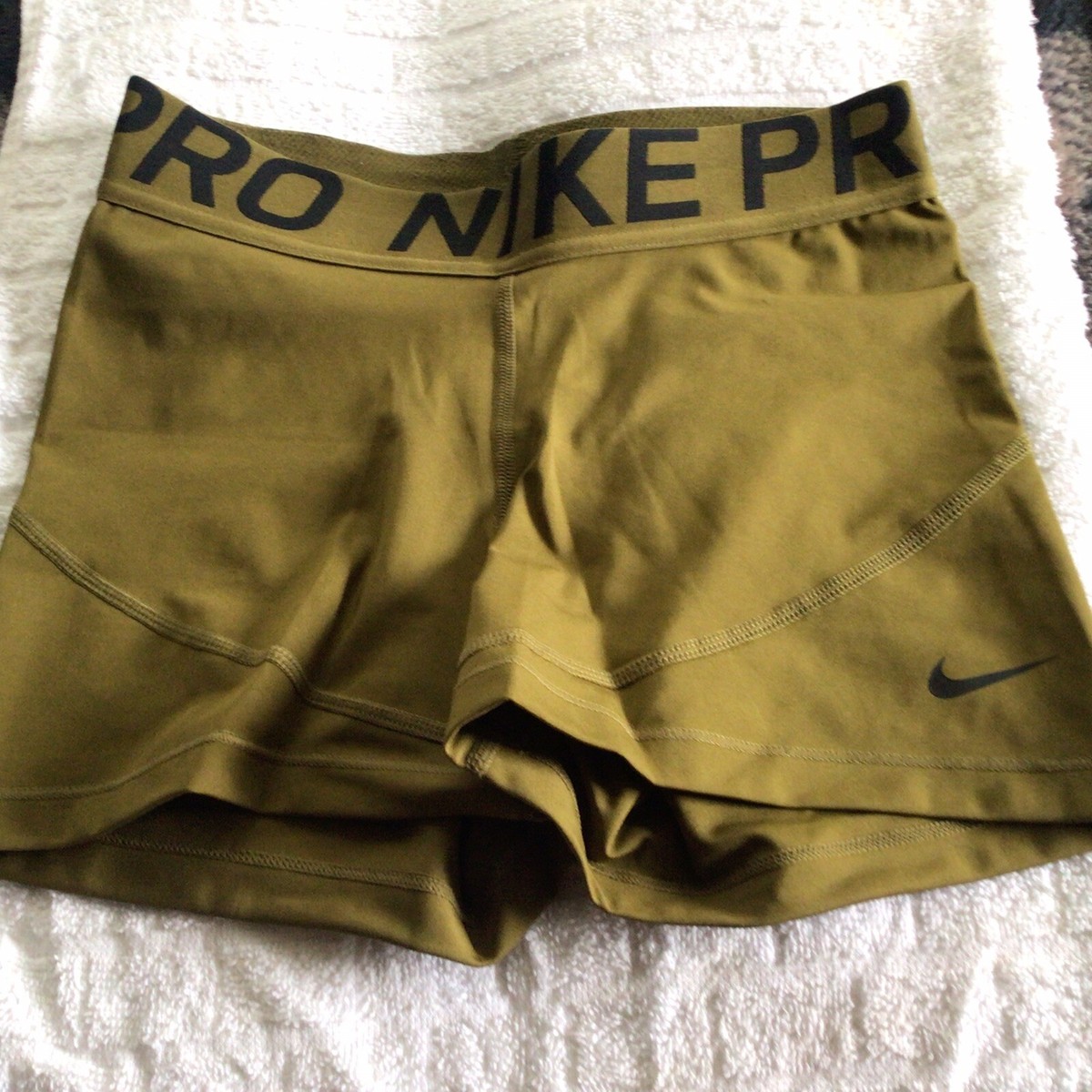 nike pro shorts olive