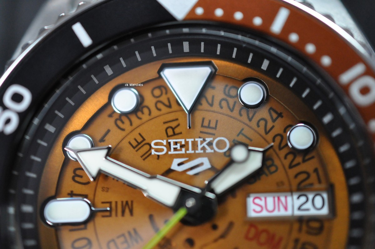 師匠 Seiko 5 Sports SKX Burnt Orange Skeleton Style Gents