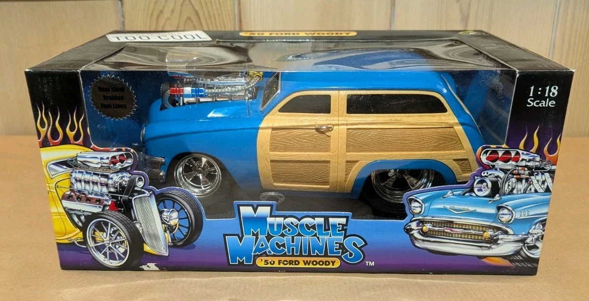 Muscle Machines 1950 Ford Woody 1:18スケール Muscle Machines Ford 1:18 Scale Diecast Cars, Trucks & Vans for
