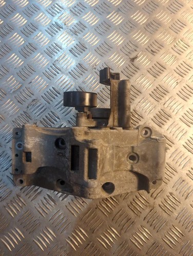 BMW 5 F10 F11 2014 Halterung Lichtmaschine 7619250 Diesel 140kW KGA13268
