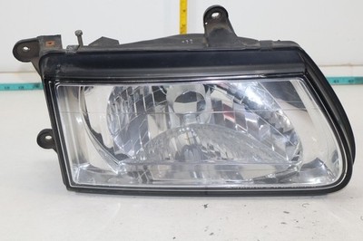 2000-2002 Isuzu Rodeo Front Right Passenger Side Headlight OEM