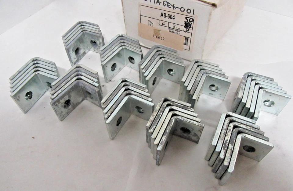 Box of 50 Anvil-Strut AS604EG for 1-5/8" Channel Corner Angle Bracket - Image 4 of 4