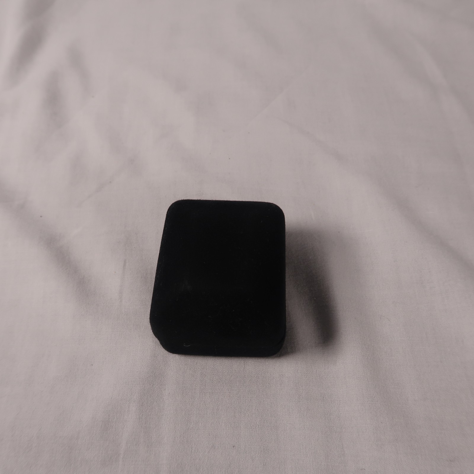 Three Stone Simulated Ruby Ring - Yellow Gold col… - image 4