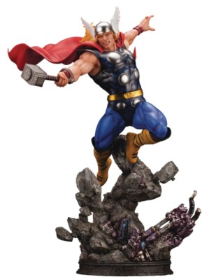Kotobukiya Marvel Universe Thor Avengers Fine Art Statue