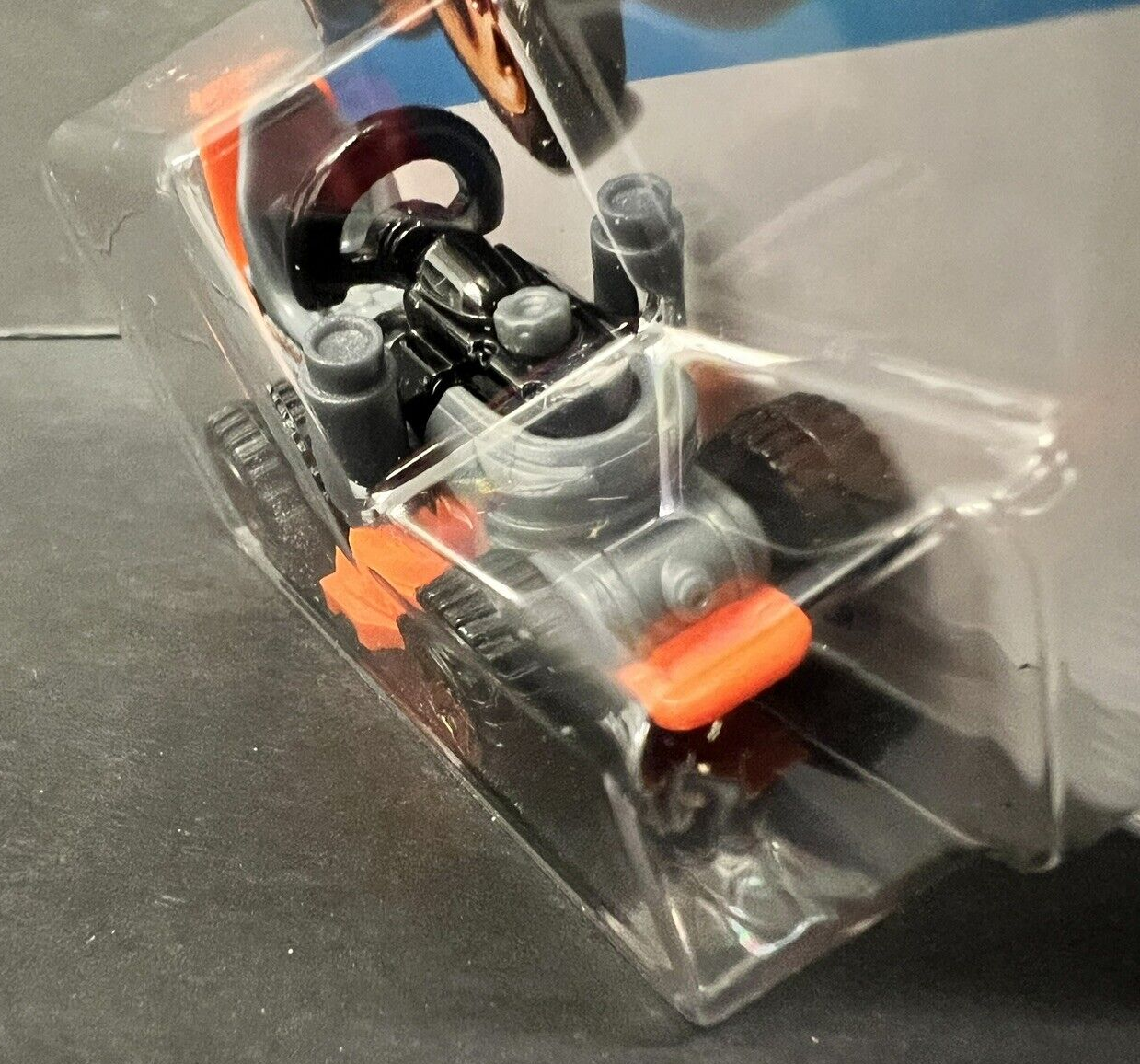 Picture 4 of 9