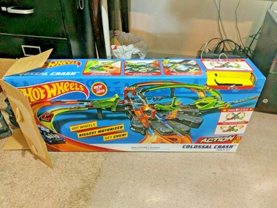 hot wheels colossal crash track set