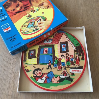 round wooden puzzle