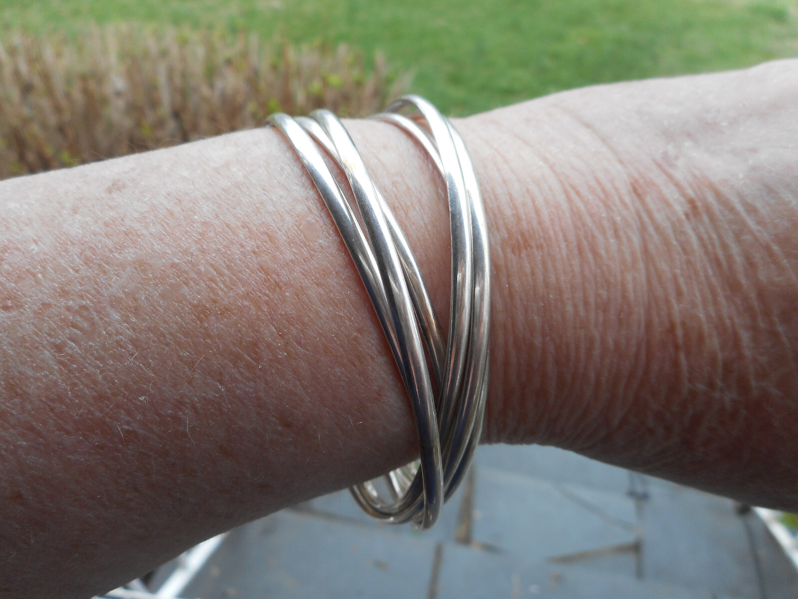 Single Sterling Silver Bangle Bracelet Composed o… - image 15