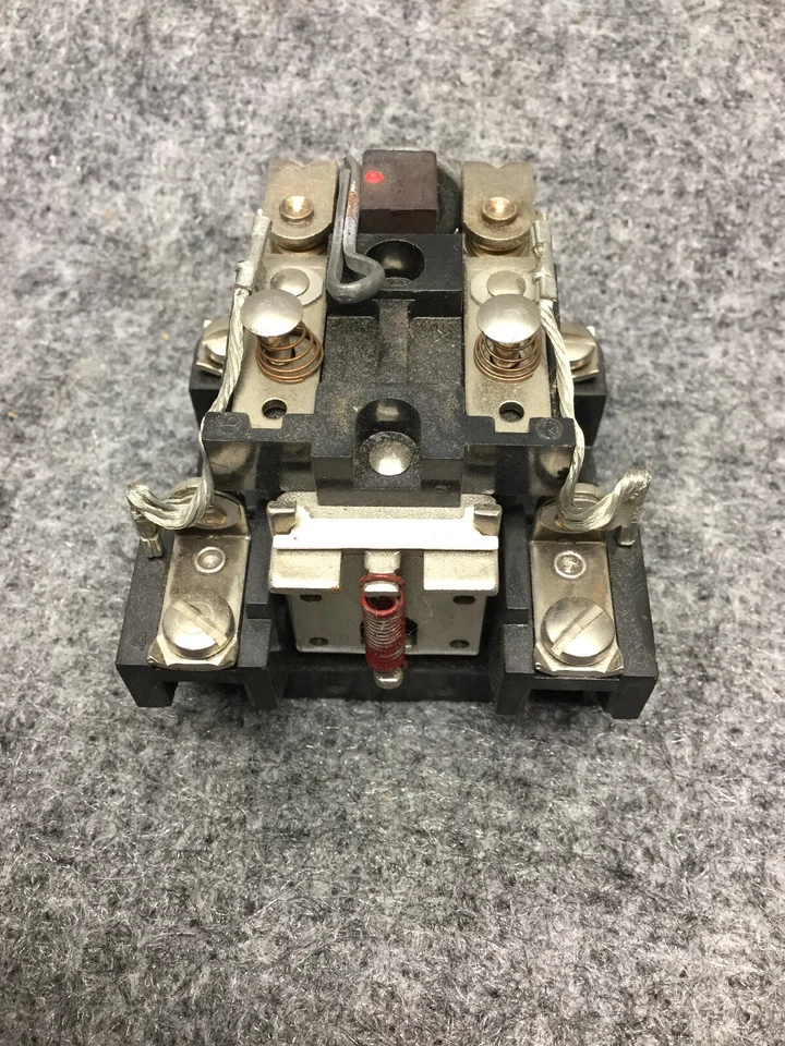 Potter Brumfield Dover Elevator Relay 2PDT 12 VDC Coil P/N 112635  - Image 4 of 4