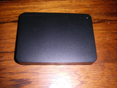Toshiba Canvio Festplatte 2TB - sehr guter Zustand, ganz wenig genutzt - Photo 2/4