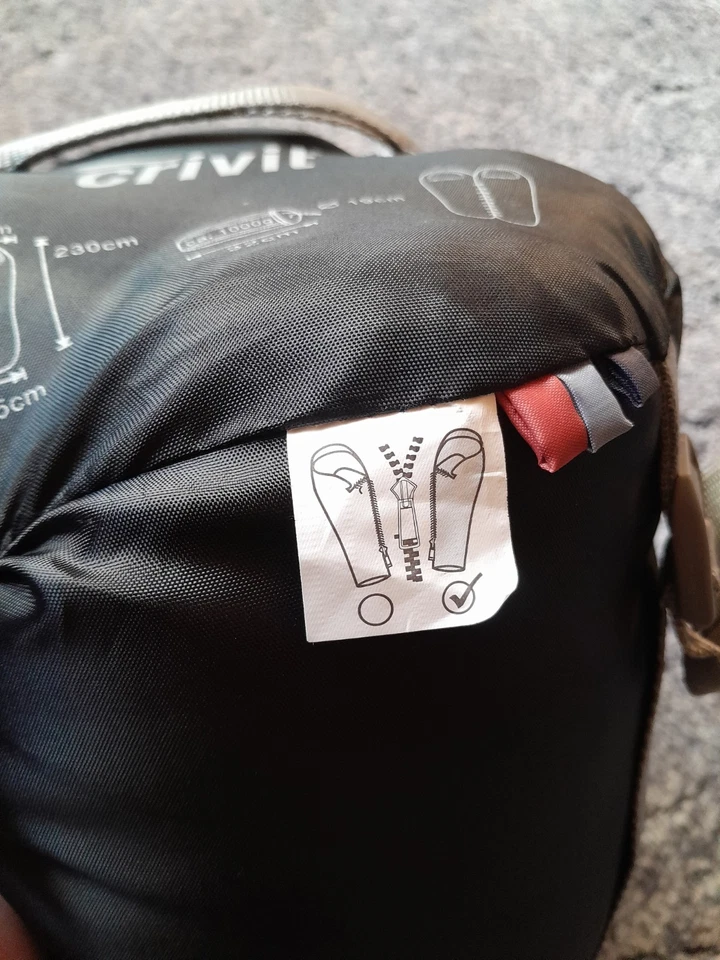 Crivit Leichtgewicht Mumien Schlafsack Camping Wandern ca. 80 x 230 cm 1000 g - Bild 2 von 4