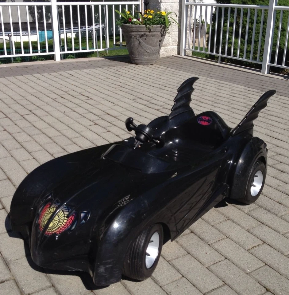 Raro BATIMÓVIL TOYBIZ 1997 Niños Paseo en Vehículo 6V Funciona con Batería, Batman Robin Foto 2 de 4