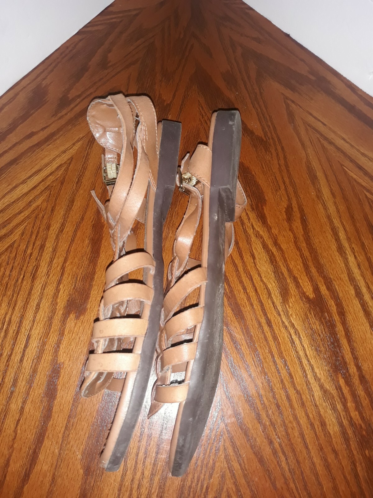 Picture 3 of 6