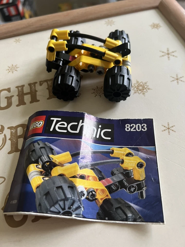 LEGO Technic 8203 Rover Discovery