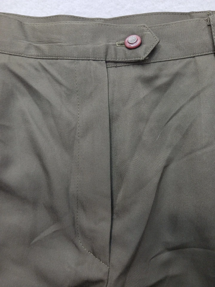 Pantalones Cortos de Golf Coral Bay para Mujer Talla 12 Verde Oliva Plisados Calce Relajado Entrepierna 6" Foto 3 de 4