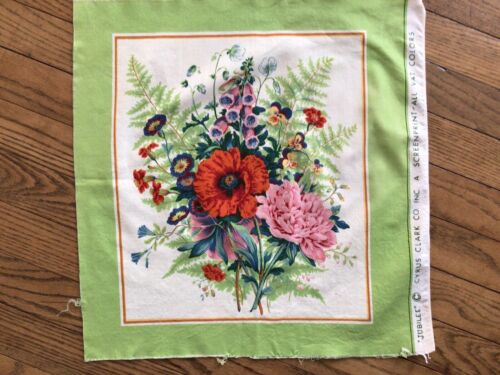 Vintage Cyrus Clark Jubilee Pattern - 2 Panels, floral with green borders - Picture 3 of 3