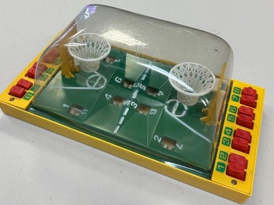 Vintage Playwell Tabletop Dome Basketball Game - Yellow/Green