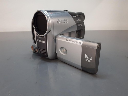 CANON DVD Camcorder IVSDC50 Used - Picture 1 of 5