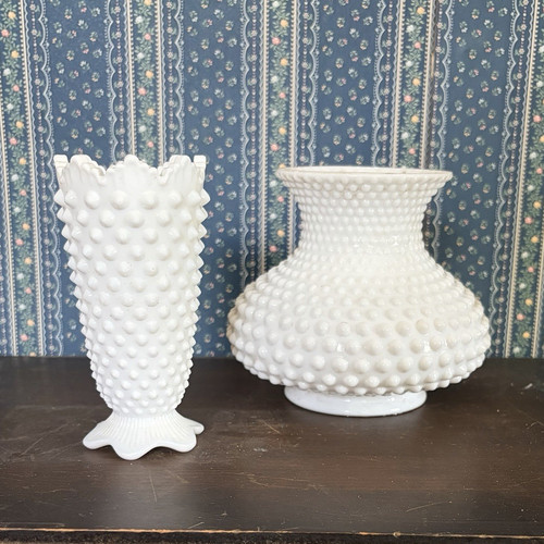 Vintage Fenton. Hobnail Milk Glass lamp shade & bud vase