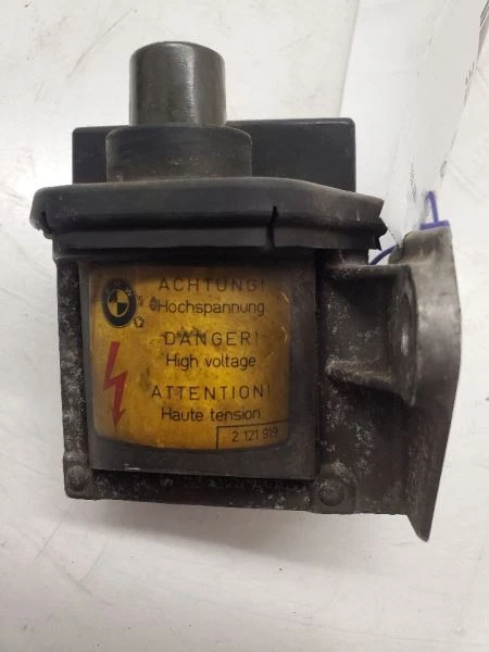 BMW 750IL, Left Ignition Coil, 1988-1994, 5.0L,12V, 12-13-1-742-926 - Image 3 of 4