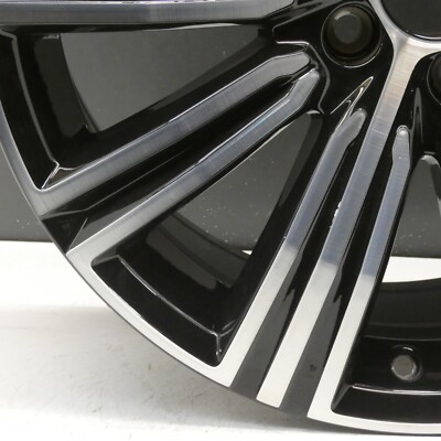 VOLVO純正ホイール 235/45R18 ボルボ（VOLVO） 当店スタッフオススメ