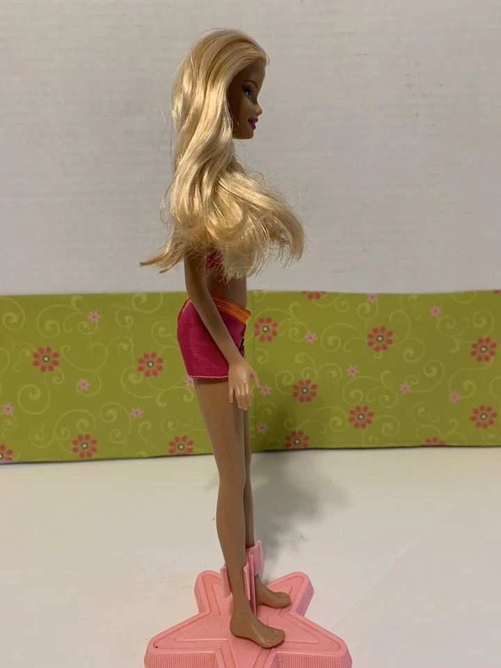 Barbie 2010 Muñeca A Mermaid Tale Edición DVD Lg Pies Planos Sin DVD Foto 3 de 4