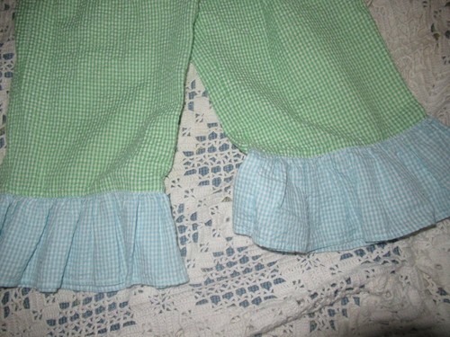 euc Smock&Dot kids green seersucker ruffle pants girls 7 free ship US - Picture 2 of 2