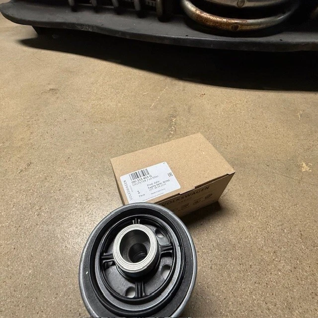 VOLKSWAGEN Jetta/Pass/T1/Beetle/GTI/CC/SportWagen... Filtro de aceite 06J 115 403 Q Foto 3 de 4