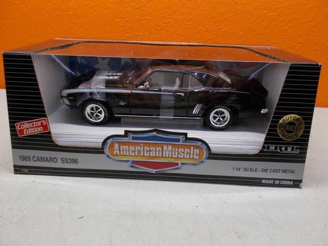 American Muscle ERTL 1969 Camaro Ss396 Black 1 18 Scale Diecast Car 