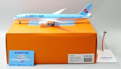 1:200 32CM JC Wings KOREAN AIR BOEING 787-9 Passenger Airplane