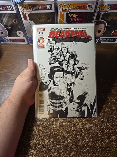 Deadpool #18 Diamond Retailer Summit 2016 Variant - Picture 2 of 15