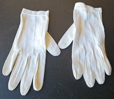 DRESS GLOVES, VINTAGE WHITE DETAILED STITCHING. CUFF. FEMALE / MALE. MEDIUM SIZE