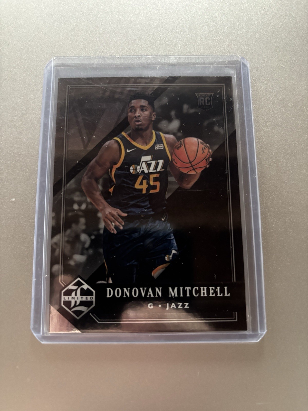 2017-18 Panini Chronicles - Limited Donovan Mitchell # /249 (RC)