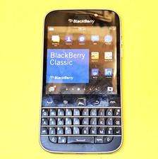   DUMMY DECORATIVE DISPLAY CELL PHONE-NOT REAL  BLACKBERRY CLASSIC Q20 CELL PHONE
