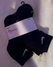 Nike Everyday Plus Dri-FIT Sneaker Socks Black/White Logo 6 Pairs M