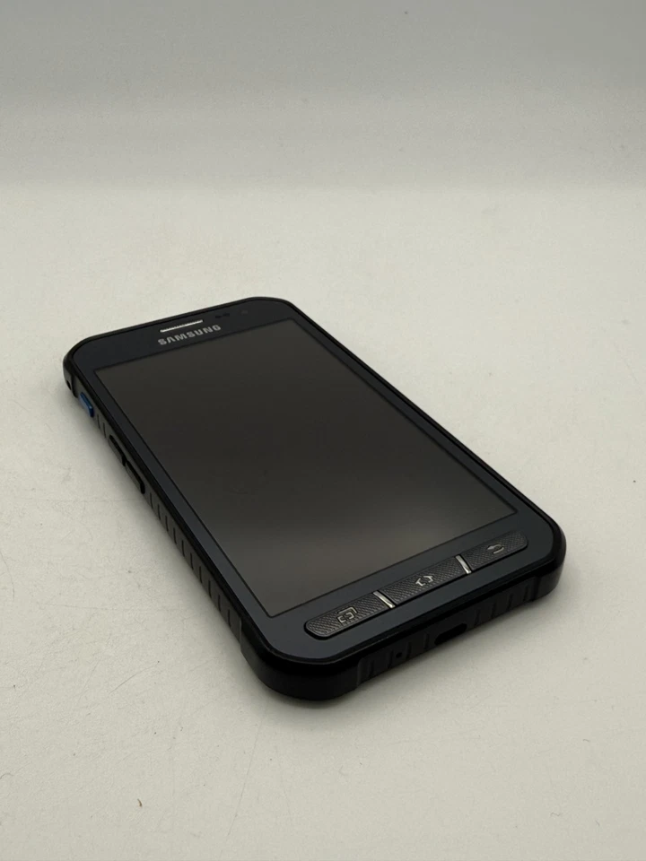 Samsung Galaxy XCover 3 | G388F | 8GB | Schwarz Grau | gut bis sehr gut - Bild 3 von 4