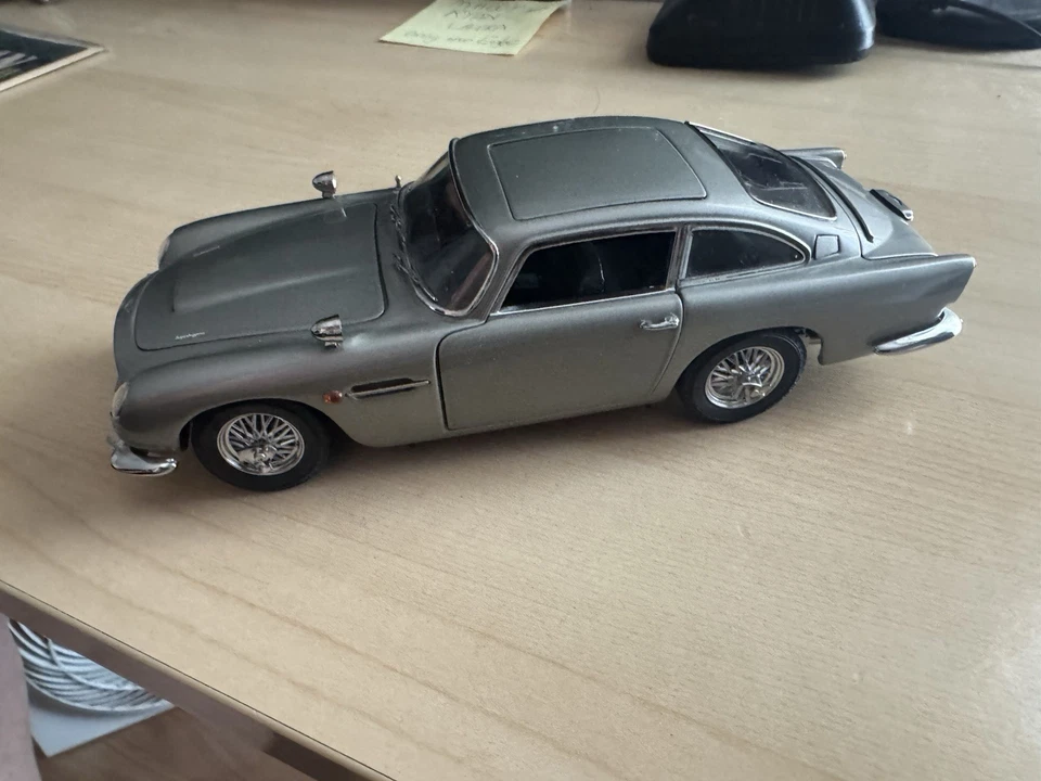 Danbury/Franklin Como Nuevo 007 Aston Martin Db5 James Bond Foto 4 de 4