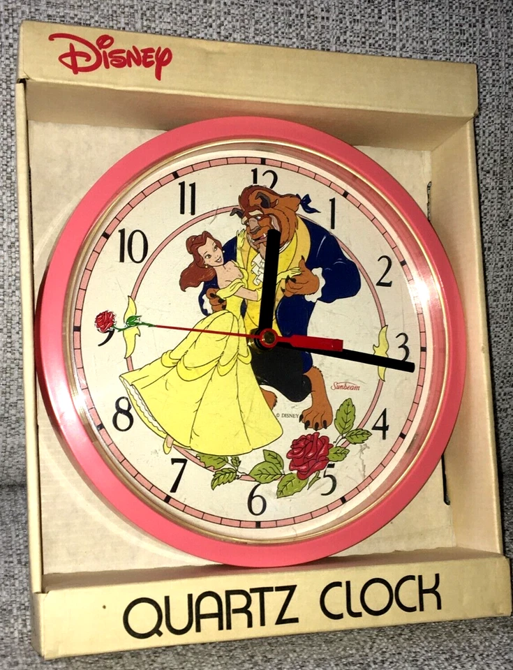 RELOJ DE PARED BELLA Y LA BESTIA Disney Rosa DISNEYLAND RECUERDO 1991 Sunbeam De Colección Foto 3 de 4