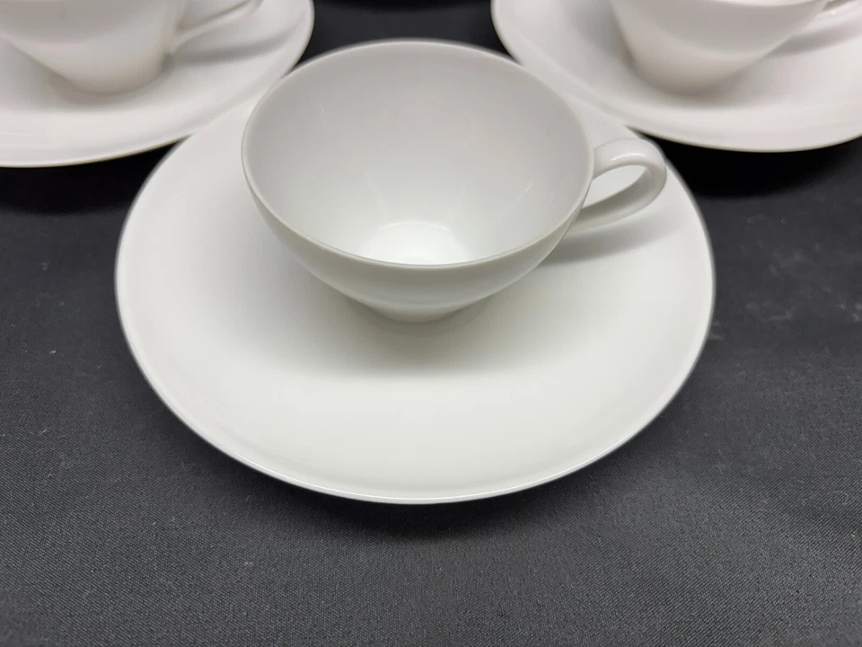 Juego de 6 ~ Arzberg "PORCELANA BLANCA" tazas y platillos Demitasse ~ 1 3/4" de alto Foto 3 de 4