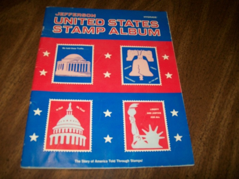 Vintage 1977 Jefferson United States Stamp Album