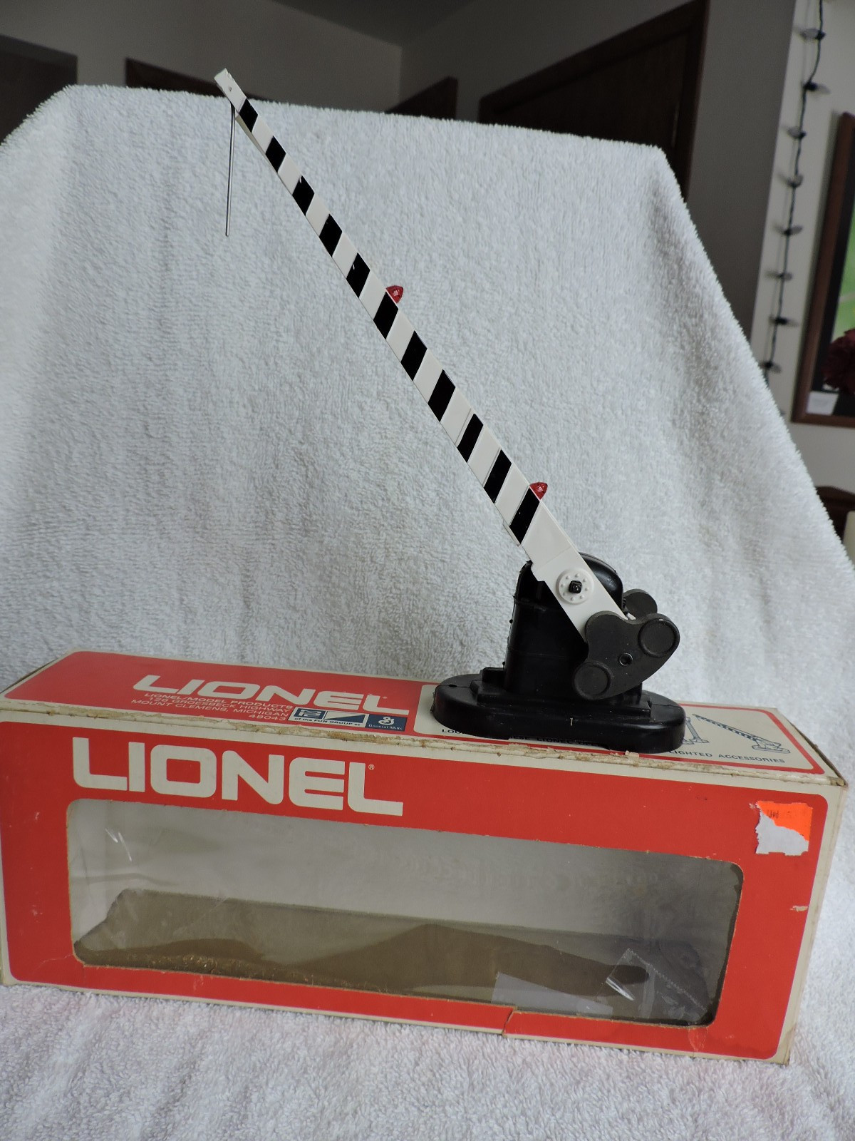 Click here to see eBay Auction